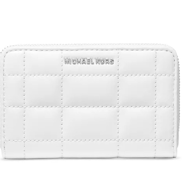 Michael Kors White Quilted Wallet - Picture 1 of 7